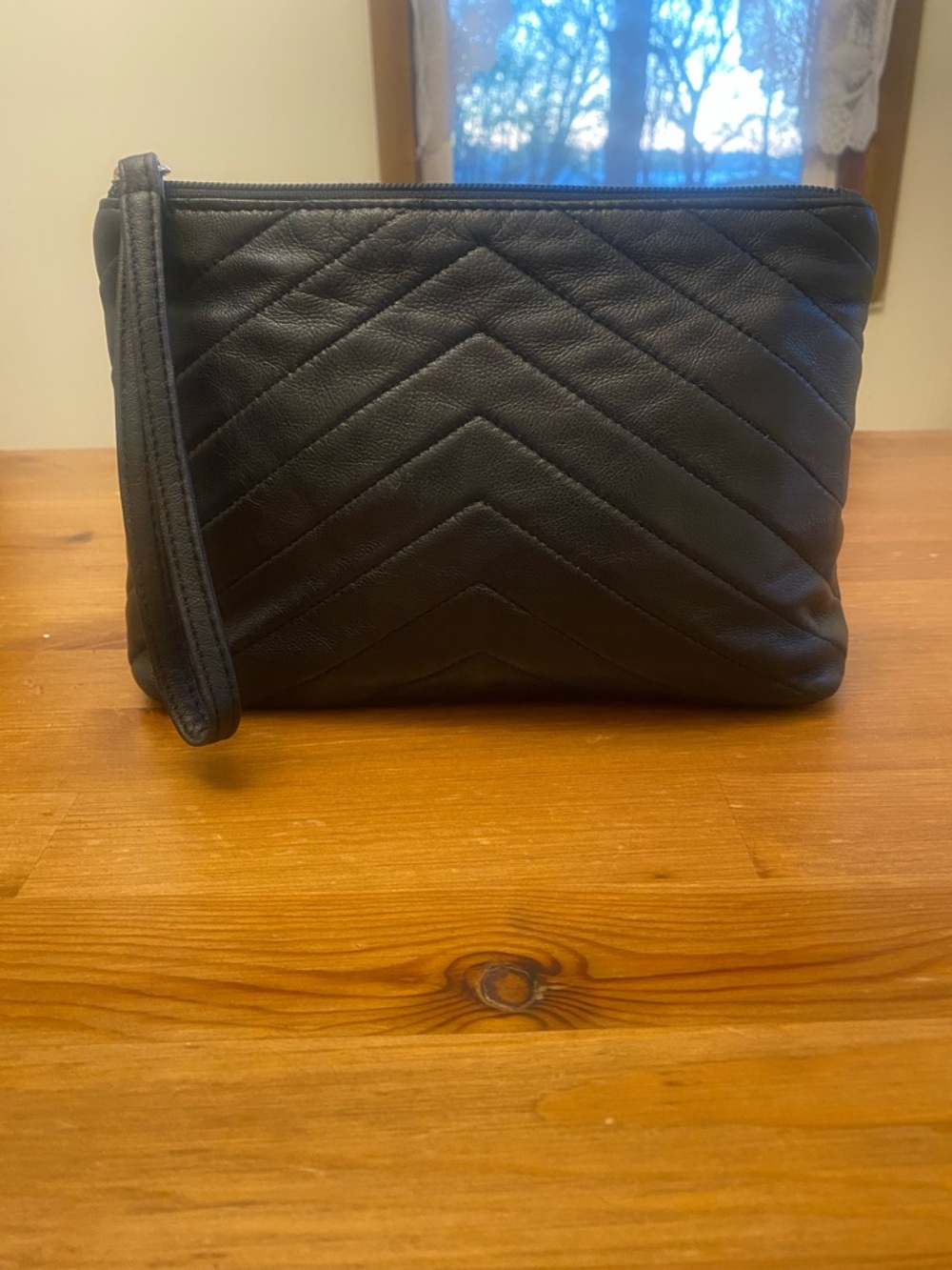 Quilted Chevron Wristlet Clutch - Black